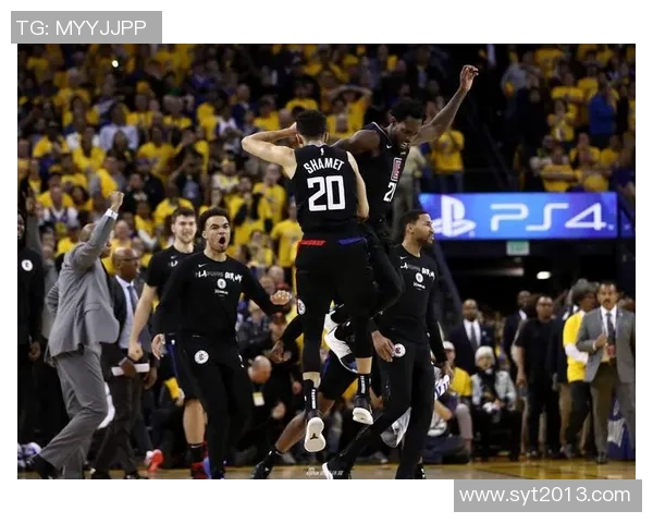 洛杉矶足球队迎战新英伦革命队激战即将上演精彩对决引发球迷热情期待